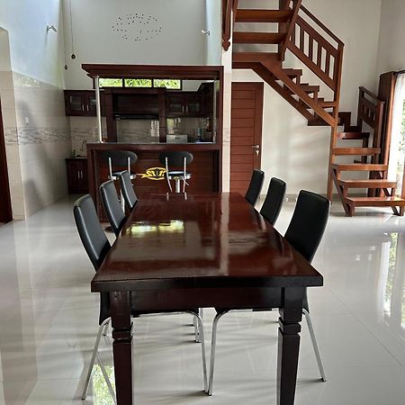 فيلا Bukit Kembang Sari كارانغاسِم المظهر الخارجي الصورة