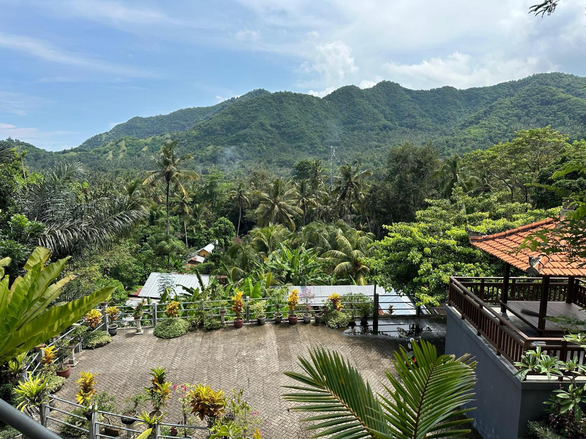 فيلا Bukit Kembang Sari كارانغاسِم المظهر الخارجي الصورة